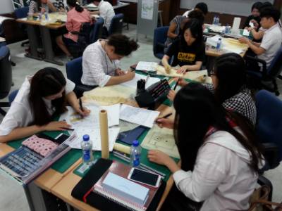 Students working together in South Korea