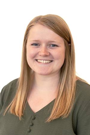 mikayla adkins headshot
