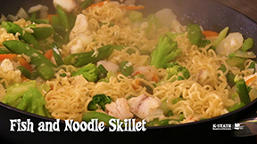 fish-noodle-skillet-picture