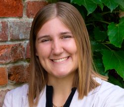 Zoey Stec Headshot
